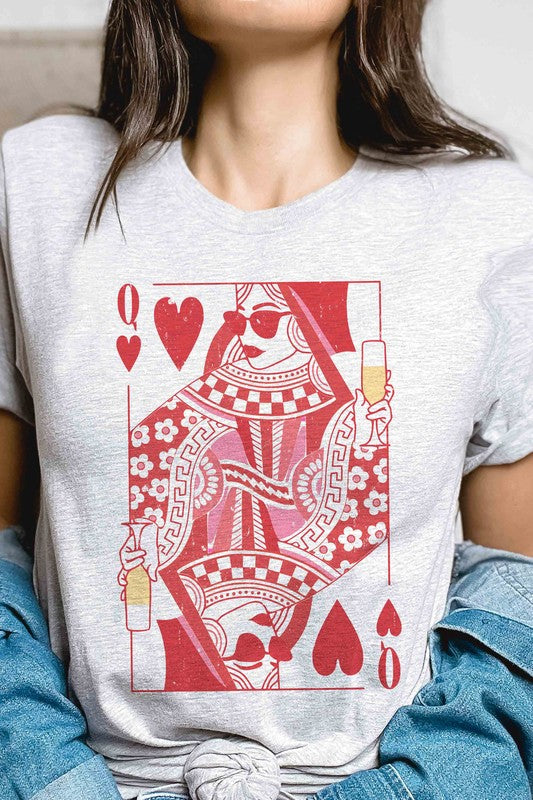 PLUS SIZE - CHAMPAGNE QUEEN OF HEARTS Graphic Tee