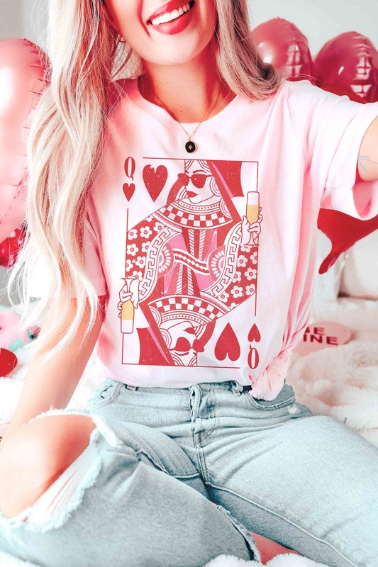 PLUS SIZE - CHAMPAGNE QUEEN OF HEARTS Graphic Tee