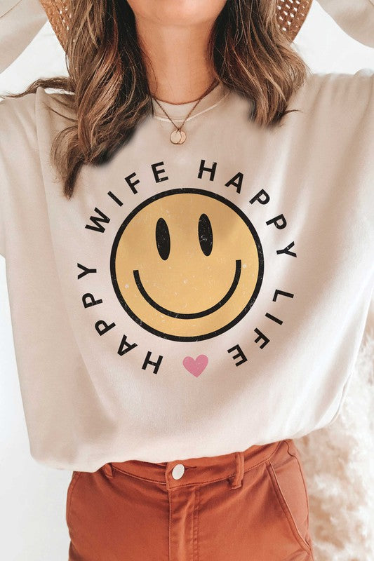 PLUS SIZE - HAPPY WIFE HAPPY LIFE Sweatshirt